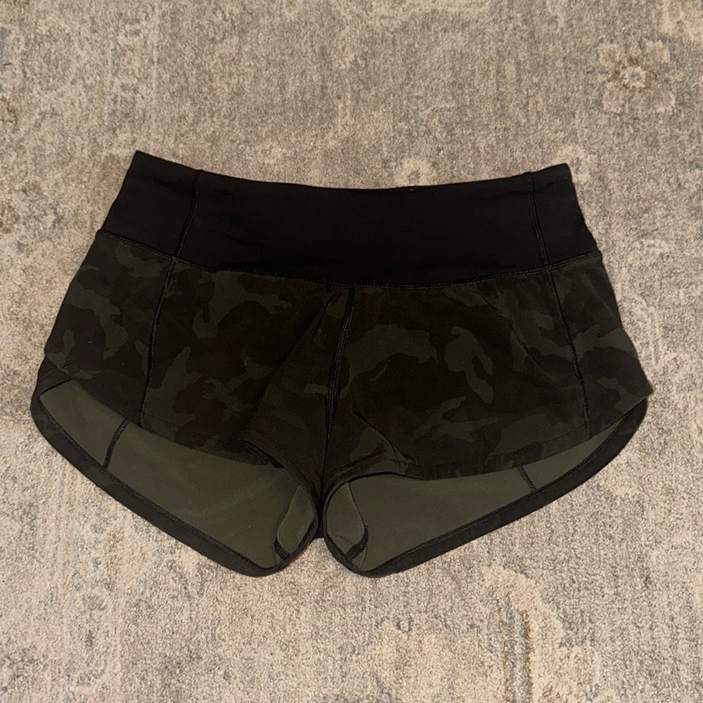 Lululemon camo speed up shorts
